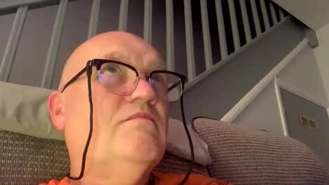 Snapshot of gusher25 chatting on October 2025 07:14:01 PM gusher25 online show from October 2025 07:14:01 PM