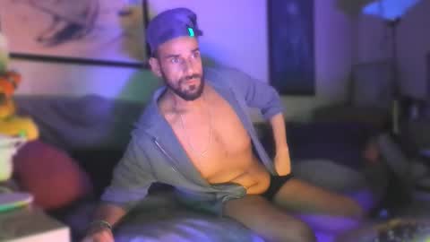 GuyST049 online show from March 2026 10:21:01 AM