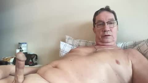 gwashere4u online show from February 2026 02:04:02 PM