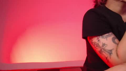 Snapshot of gwenhazel chatting on November 2025 11:10:02 AM gwenhazel online show from November 2025 11:10:02 AM