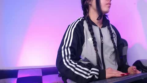 Snapshot of gwenhazel chatting on December 2025 11:15:01 AM gwenhazel online show from December 2025 11:15:01 AM