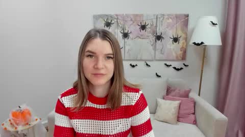 gwensmitt online show from October 2025 11:50:04 PM