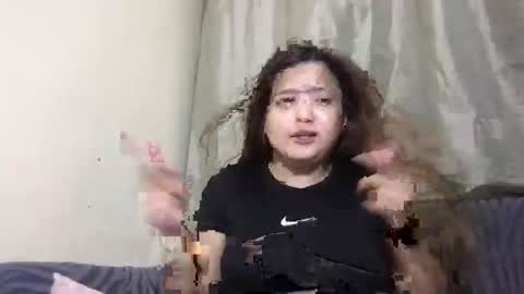 Snapshot of gwyneth2001 chatting on February 2026 02:25:01 PM Im Gwyneth From Philippines pinkheart69 online show from February 2026 02:25:01 PM