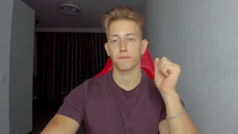 Oliver online show from November 2025 11:37:01 PM