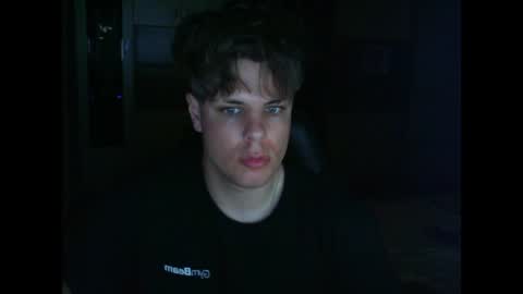 gymguy0505 online show from April 2026 10:05:01 PM