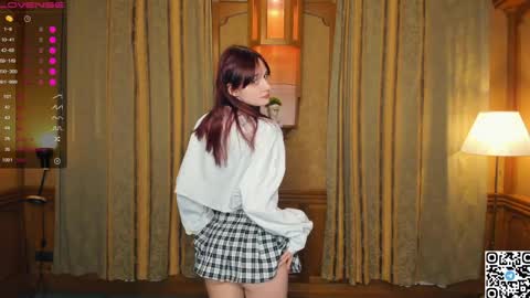 Kelly  Lilly online show from April 2026 08:12:02 PM