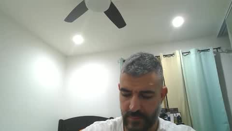 h0nest84 online show from December 2025 06:54:02 AM