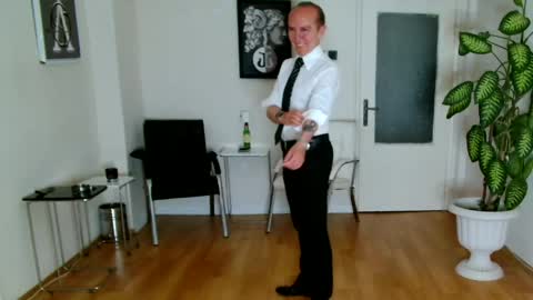 Snapshot of h_blackwood chatting on June 2026 06:00:02 PM H. Blackwood online show from June 2026 06:00:02 PM