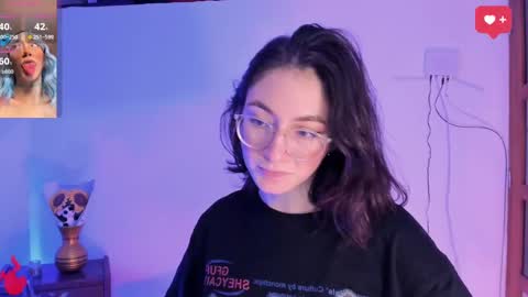 Snapshot of haanna_thompsoon chatting on December 2024 07:29:02 AM haanna_thompsoon online show from December 2024 07:29:02 AM