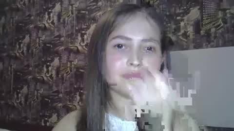 Snapshot of hacal29 chatting on January 2025 09:13:01 PM Diana online show from January 2025 09:13:01 PM