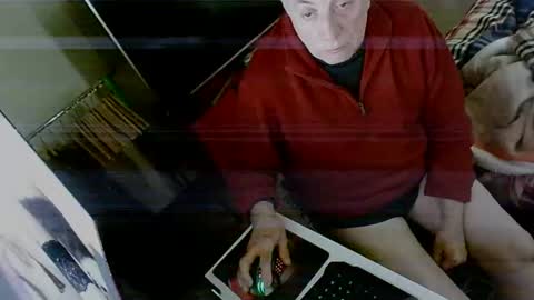 hacknoob62 online show from December 2024 12:15:02 PM