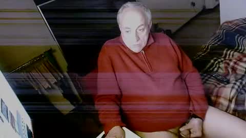 hacknoob62 online show from January 2025 08:40:02 PM