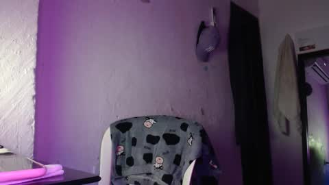 hadesmit1 online show from March 2026 02:04:01 AM