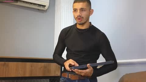 HADEZ online show from October 2025 12:58:01 PM