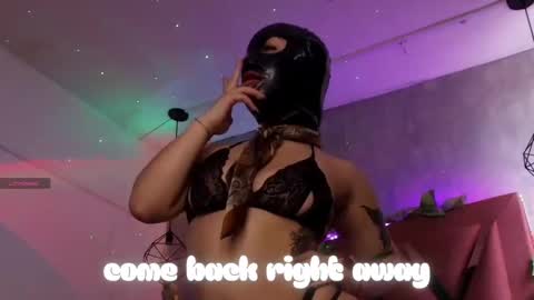 Haely online show from October 2025 11:05:01 AM