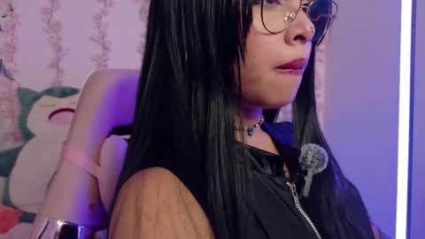 Haely online show from March 2026 11:43:01 PM