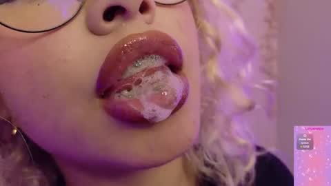 Haely online show from April 2026 12:22:02 AM