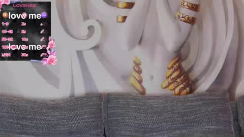 Snapshot of hailey_peach chatting on January 2026 07:11:01 PM HaileyPeach online show from January 2026 07:11:01 PM