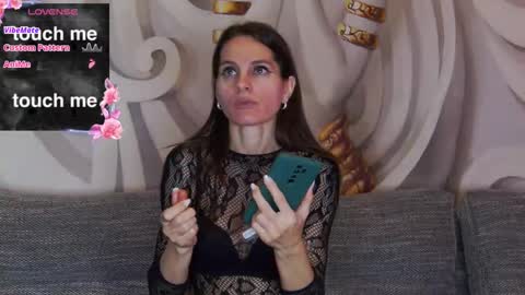 Snapshot of hailey_peach chatting on February 2026 06:03:01 PM HaileyPeach online show from February 2026 06:03:01 PM