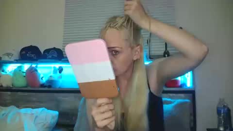 Snapshot of haileyakuma69 chatting on October 2025 11:36:01 PM Hailey and d online show from October 2025 11:36:01 PM