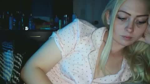 Snapshot of haileyakuma69 chatting on November 2025 05:18:02 AM Hailey and d online show from November 2025 05:18:02 AM