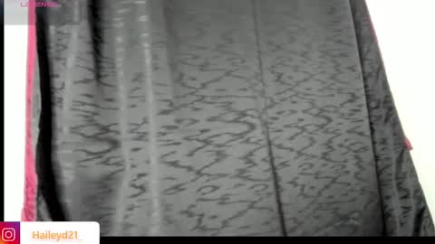 Snapshot of haileyduke chatting on January 2026 10:45:01 PM Hailey online show from January 2026 10:45:01 PM