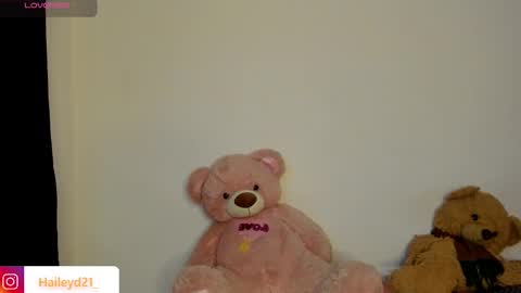 Hailey online show from March 2026 12:05:01 AM