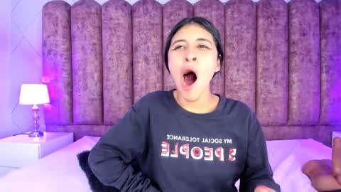 Snapshot of haileymiller1 chatting on February 2025 10:07:01 AM Haileymiler online show from February 2025 10:07:01 AM