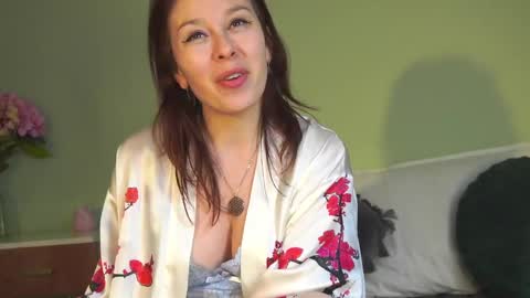 Hailey online show from February 2025 10:39:02 AM