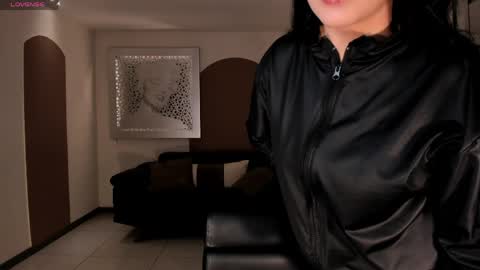 Hailey online show from March 2026 11:21:01 AM