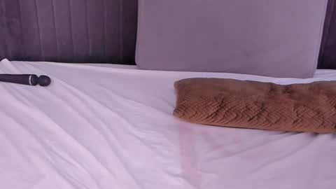 Haily online show from February 2025 02:05:02 AM