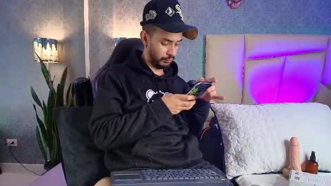 H A I R Y D I A M O N D online show from October 2025 10:27:01 AM