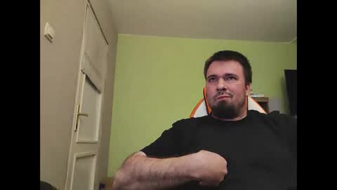 Snapshot of hairy_guy007 chatting on January 2025 09:46:02 PM hairy_guy007 online show from January 2025 09:46:02 PM