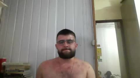 Snapshot of hairy_man_69_ chatting on January 2025 08:32:02 AM horny online show from January 2025 08:32:02 AM