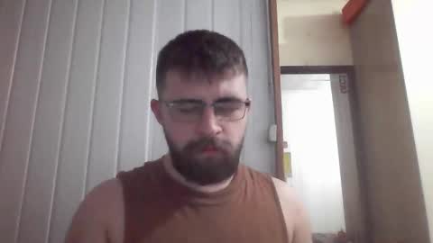 Snapshot of hairy_man_69_ chatting on October 2025 03:09:01 AM horny online show from October 2025 03:09:01 AM