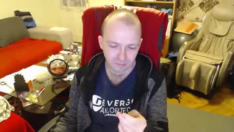 Snapshot of hairyass25yo chatting on February 2025 03:49:01 PM Puppy3 StockyDaddiesmusclebearsbeefybigmans online show from February 2025 03:49:01 PM