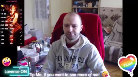 Snapshot of hairyass25yo chatting on February 2025 08:40:01 AM Puppy3 StockyDaddiesmusclebearsbeefybigmans online show from February 2025 08:40:01 AM