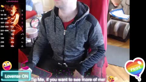Snapshot of hairyass25yo chatting on March 2025 02:42:02 PM Puppy3 StockyDaddiesmusclebearsbeefybigmans online show from March 2025 02:42:02 PM