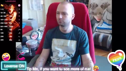 Snapshot of hairyass25yo chatting on March 2025 01:25:02 PM Puppy3 StockyDaddiesmusclebearsbeefybigmans online show from March 2025 01:25:02 PM