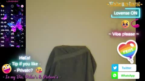 Snapshot of hairyass25yo chatting on October 2025 05:23:02 PM Puppy3 StockyDaddiesmusclebearsbeefybigmans online show from October 2025 05:23:02 PM