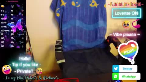 Snapshot of hairyass25yo chatting on October 2025 05:25:02 PM Puppy3 StockyDaddiesmusclebearsbeefybigmans online show from October 2025 05:25:02 PM