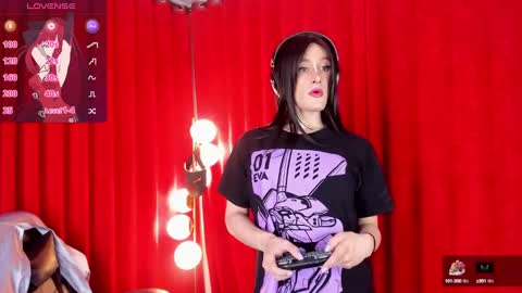 Snapshot of hakurukushka chatting on February 2025 01:33:02 PM Haku Please help me with your thumbs up its important online show from February 2025 01:33:02 PM