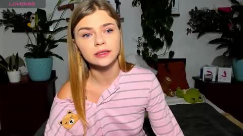 Haley online show from November 2025 08:14:02 AM