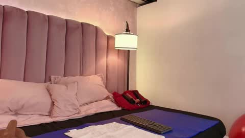  Hally Bans  online show from February 2026 02:06:02 PM