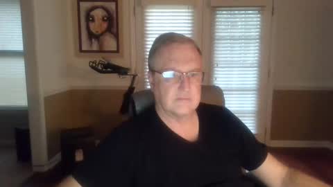 Snapshot of han63 chatting on October 2025 11:41:02 AM Han online show from October 2025 11:41:02 AM