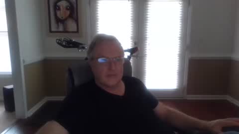 Snapshot of han63 chatting on November 2025 02:00:01 PM Han online show from November 2025 02:00:01 PM