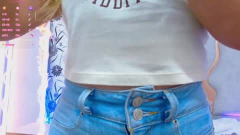 hanaa_tay online show from September 2025 11:43:02 AM