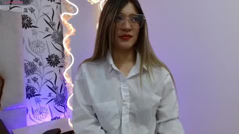 hanaa_tay online show from September 2025 11:37:02 AM