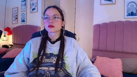 hanabie_ online show from April 2026 03:17:02 AM