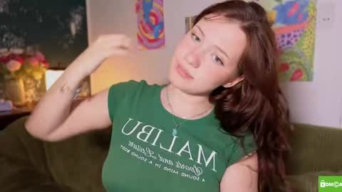 Snapshot of hanahwoods chatting on May 2026 12:21:02 PM hanahwoods online show from May 2026 12:21:02 PM